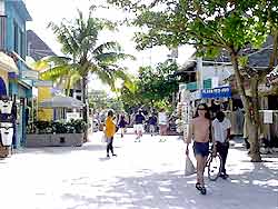 Quinta Avenida, Playa del Carmen, Mexico